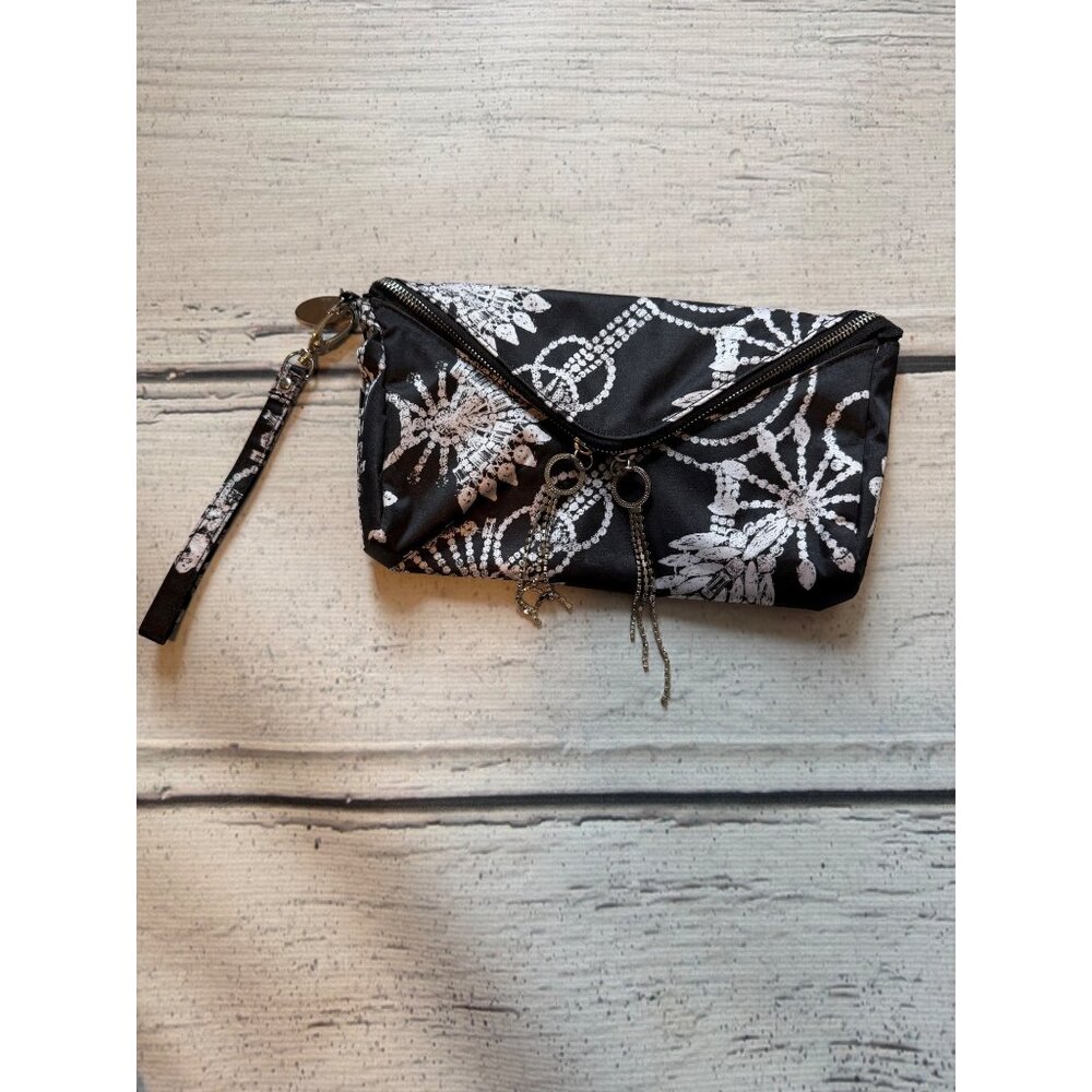 Black and white envelope clutch